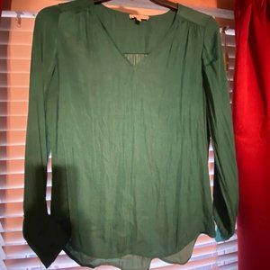 GREEN BLOUSE